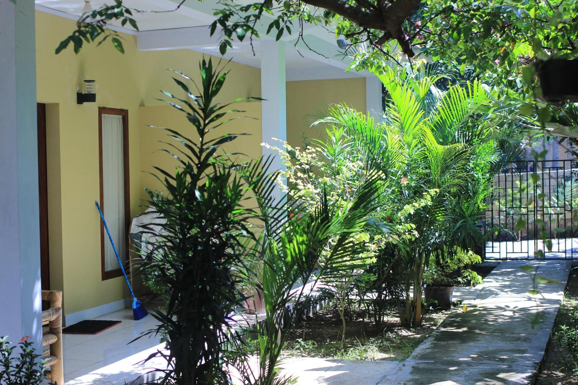 Three V Homestay Kuta  Dış mekan fotoğraf