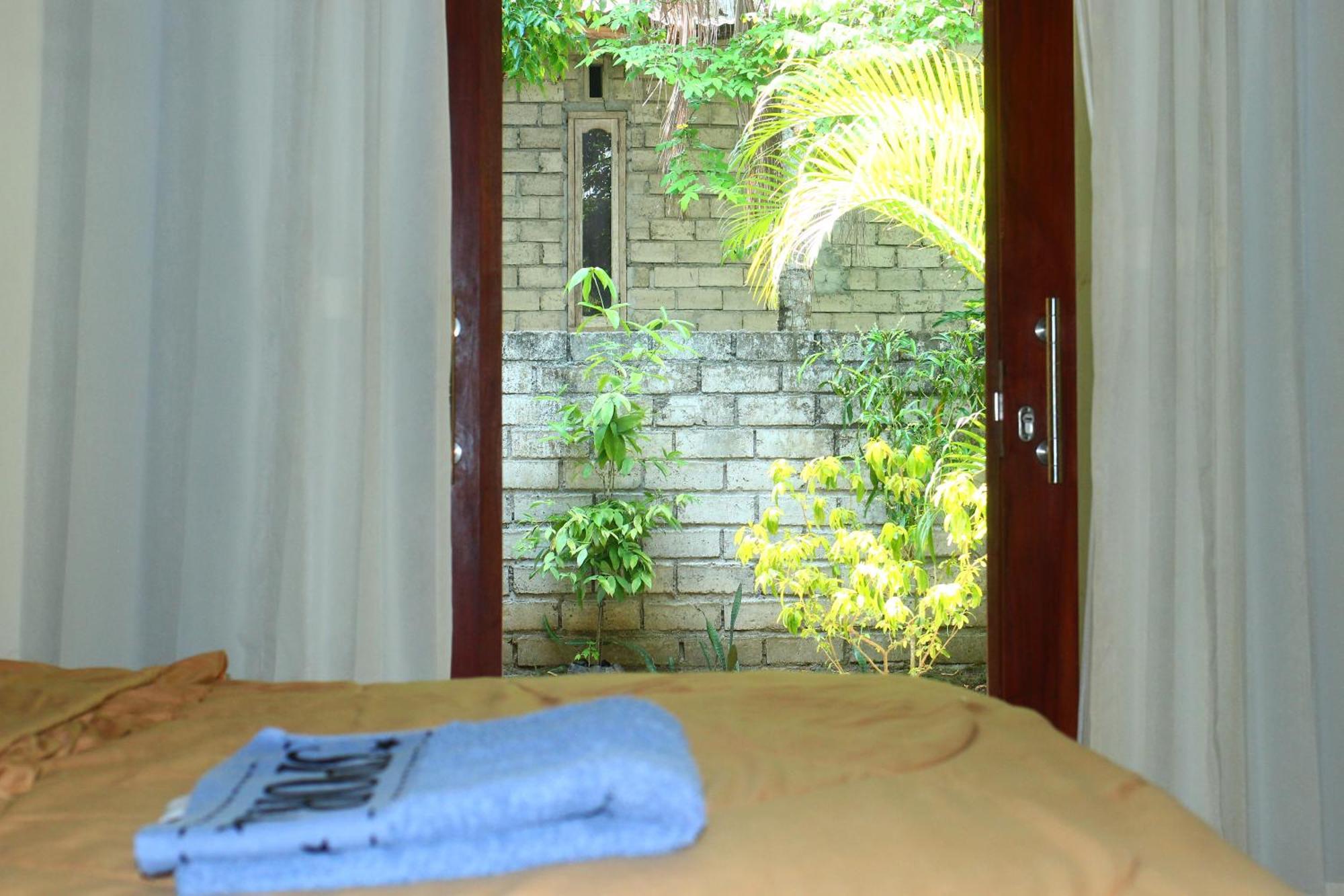 Three V Homestay Kuta  Dış mekan fotoğraf