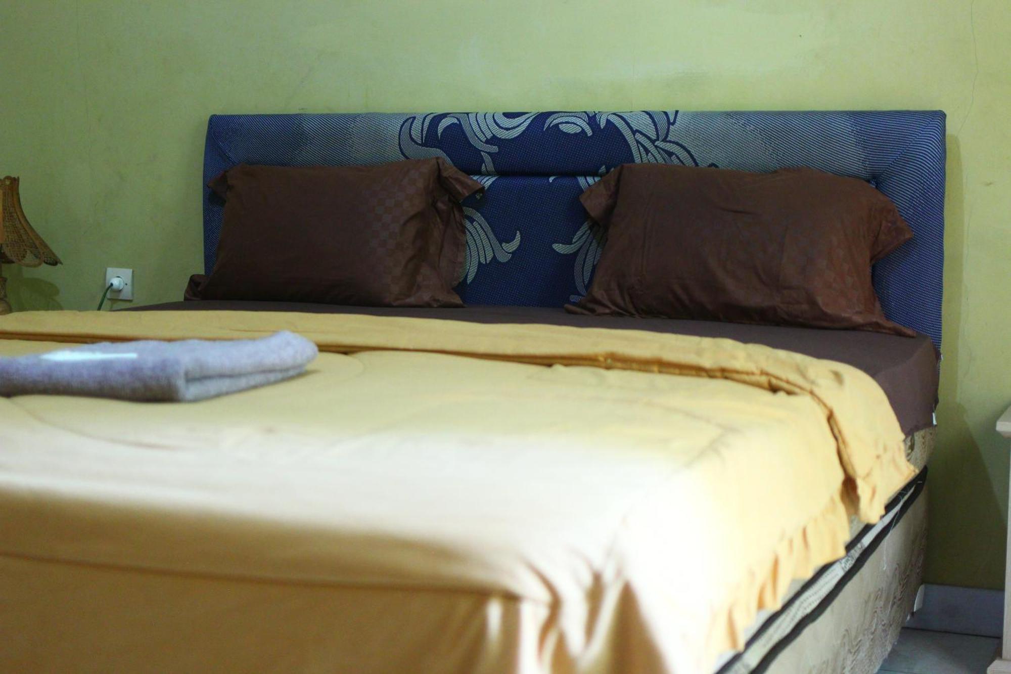 Three V Homestay Kuta  Dış mekan fotoğraf