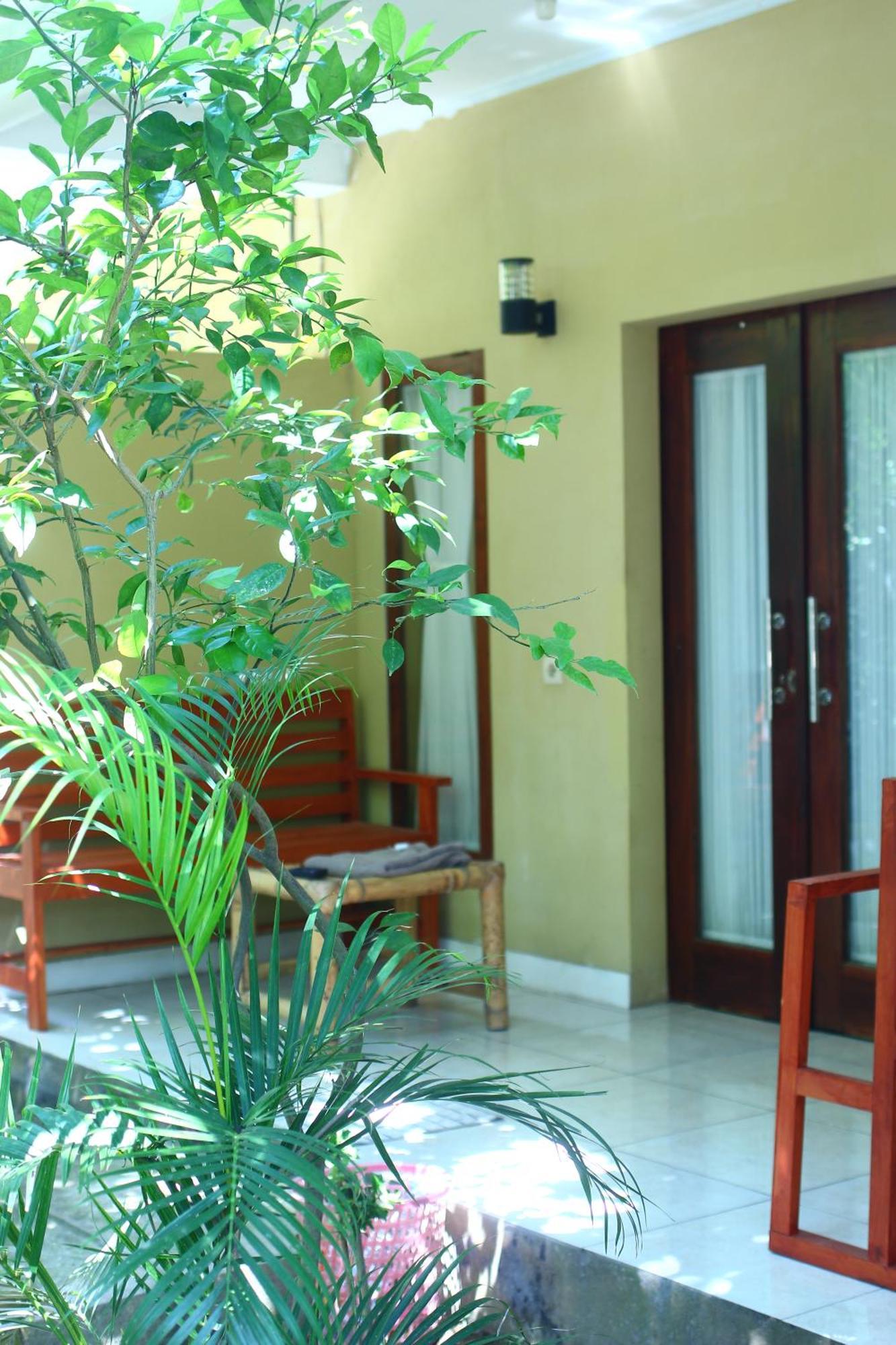 Three V Homestay Kuta  Dış mekan fotoğraf