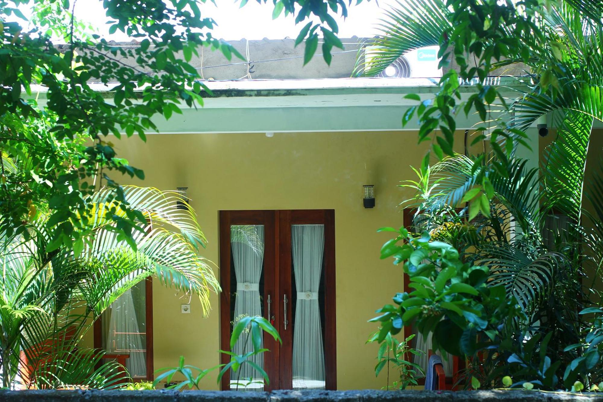 Three V Homestay Kuta  Dış mekan fotoğraf