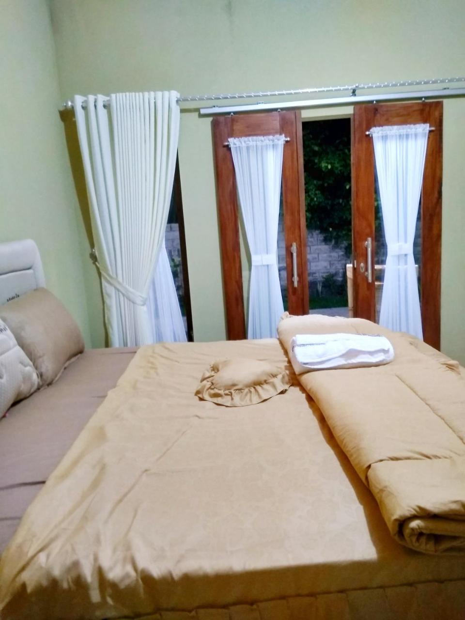 Three V Homestay Kuta  Dış mekan fotoğraf